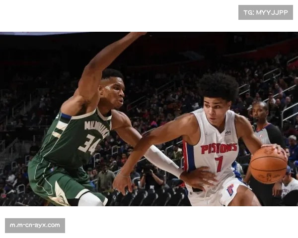 老鹰外线失准三分仅2中，表现低迷拖慢比赛节奏